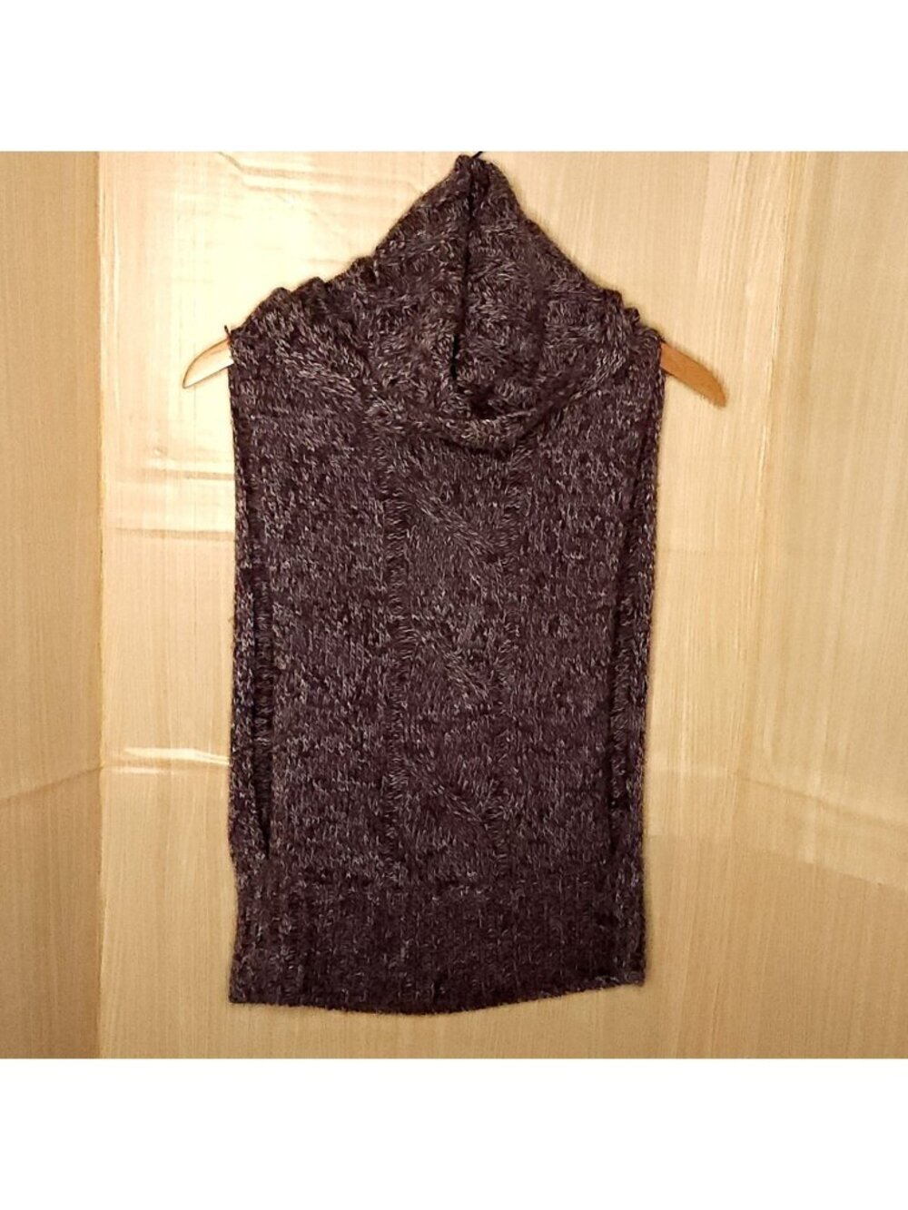 To The Max  Wool Blend Sleeveless Turtleneck Tunic Sweater Open Sides Small